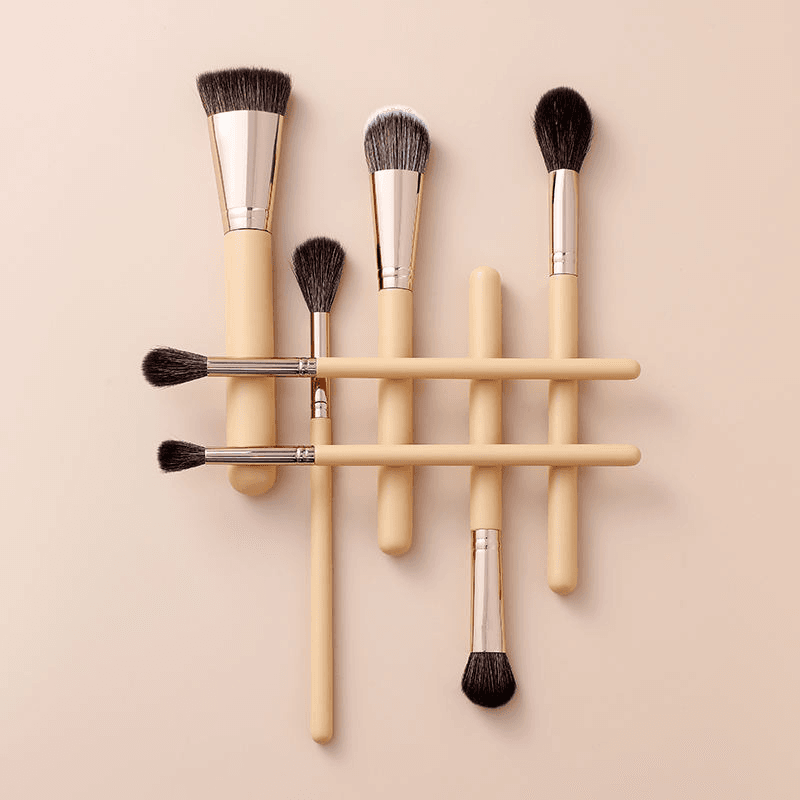 Beige Wooden Handle2.png