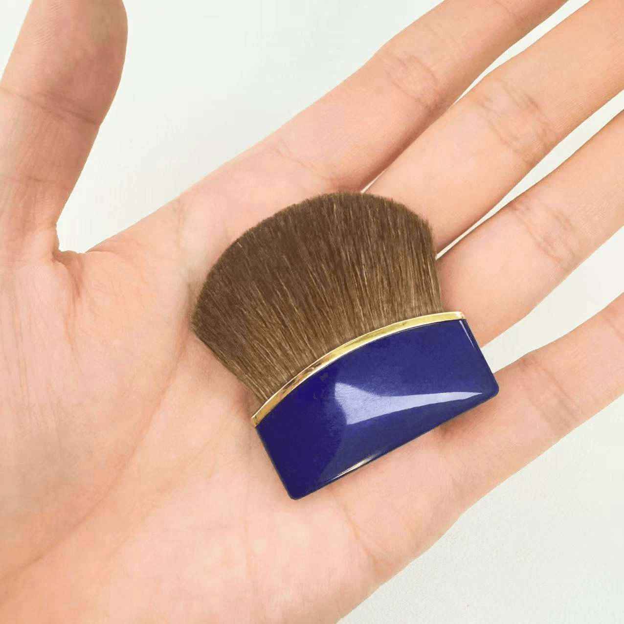 Blue Plastic Handle5.png